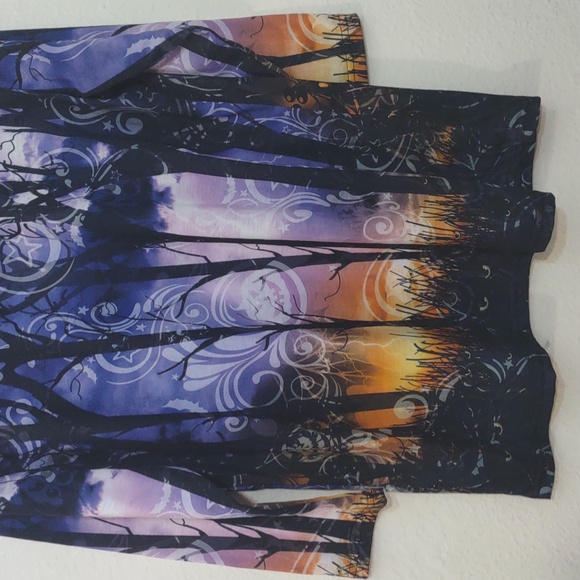 SLIGHTLY USE HALLOWEEN 3/4 SLEEVE SHIRT SIZE L (12/14) LIGHTWEIGHT - Picture 10 of 10